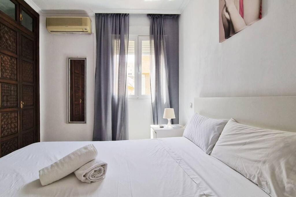 Luminoso Apartamento Centro Triana Apartment Sevilla Exterior foto